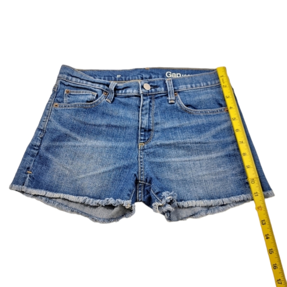 Gap 1969 Women's Denim Distressed Blue Shorts Size 27 - Picture 9 of 13